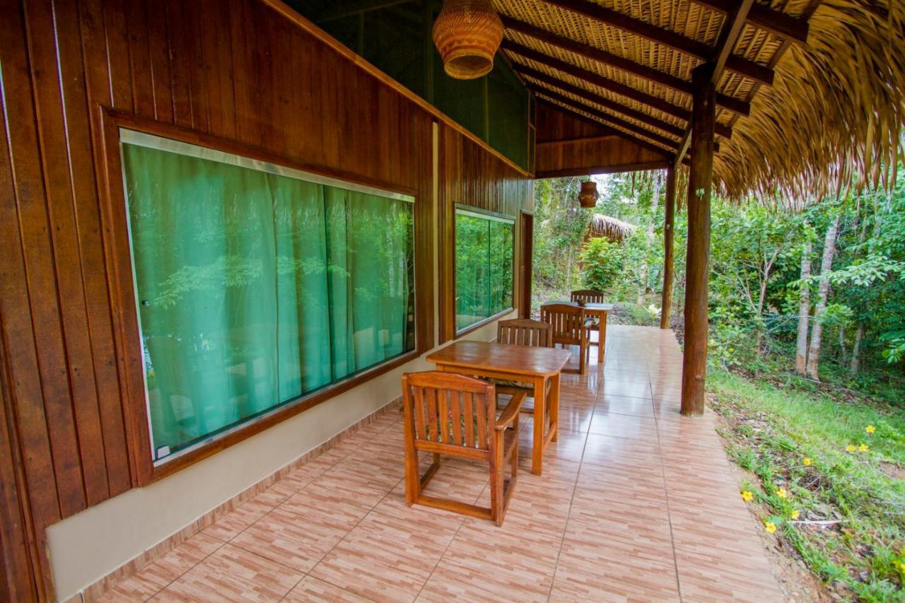 Amazon Turtle Lodge Careiro Екстериор снимка