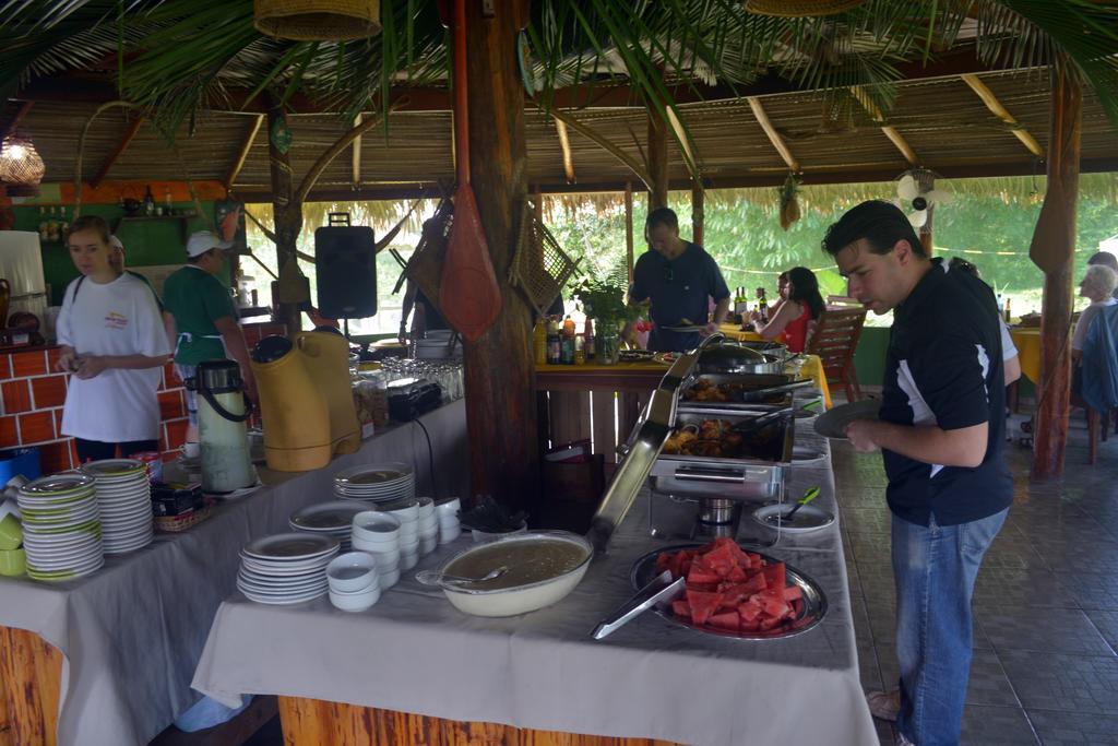 Amazon Turtle Lodge Careiro Екстериор снимка