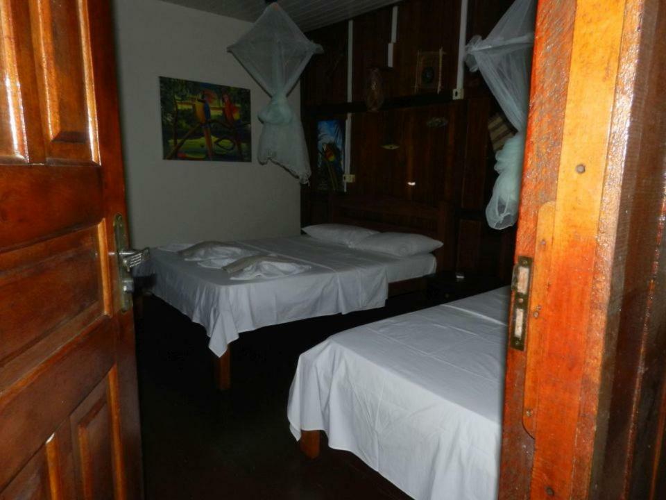 Amazon Turtle Lodge Careiro Екстериор снимка